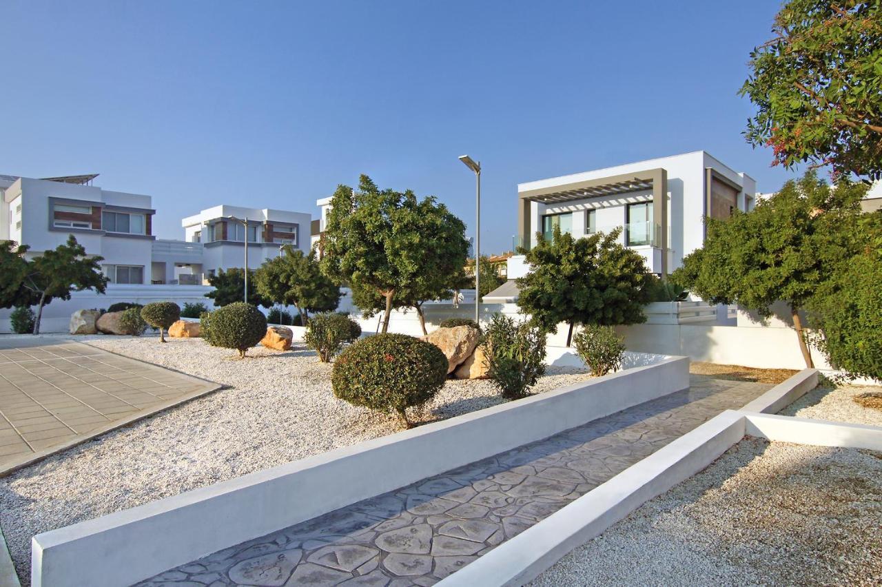 Villa Megan Protaras Exterior photo